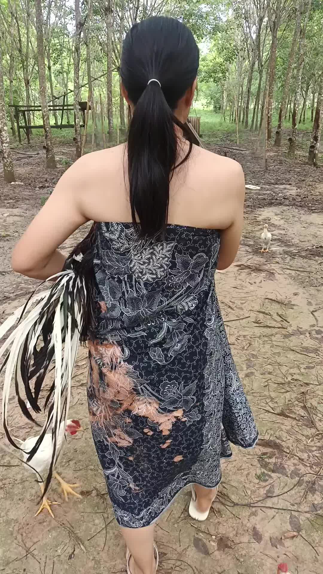 @น้องkik...ผู้หญิงชอบไก่ชน🐓