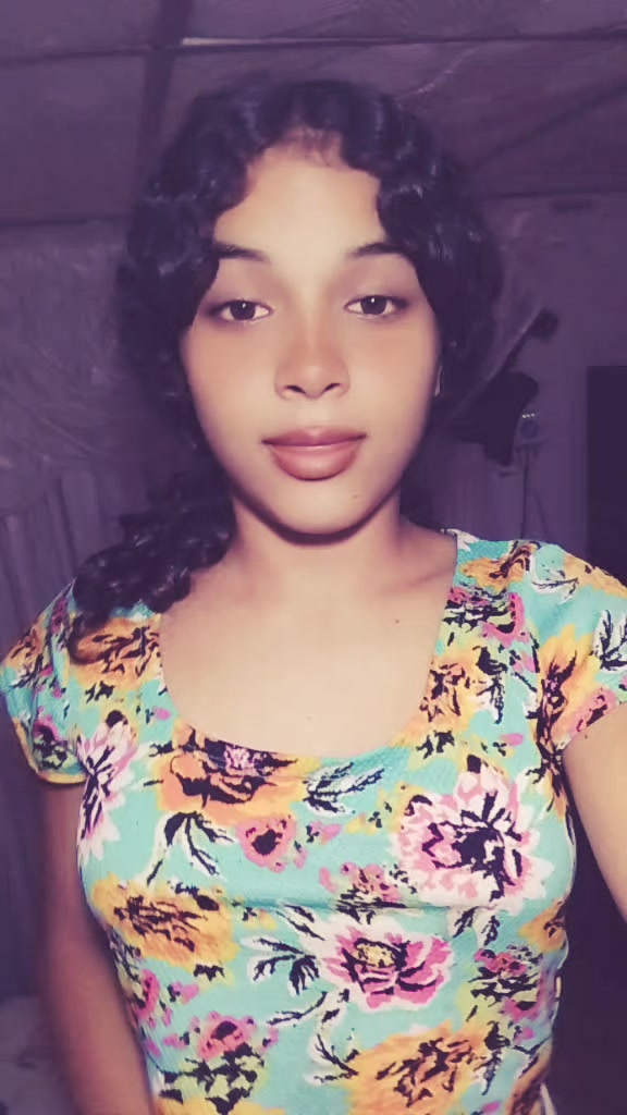 @𝒥𝒽𝑜𝓁𝑒𝒾𝒹𝒾𝓈🍒