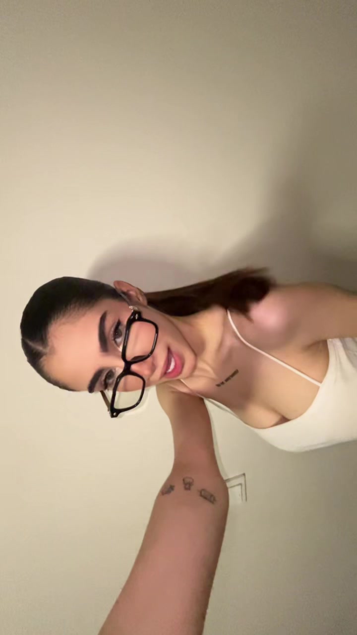 @🦥