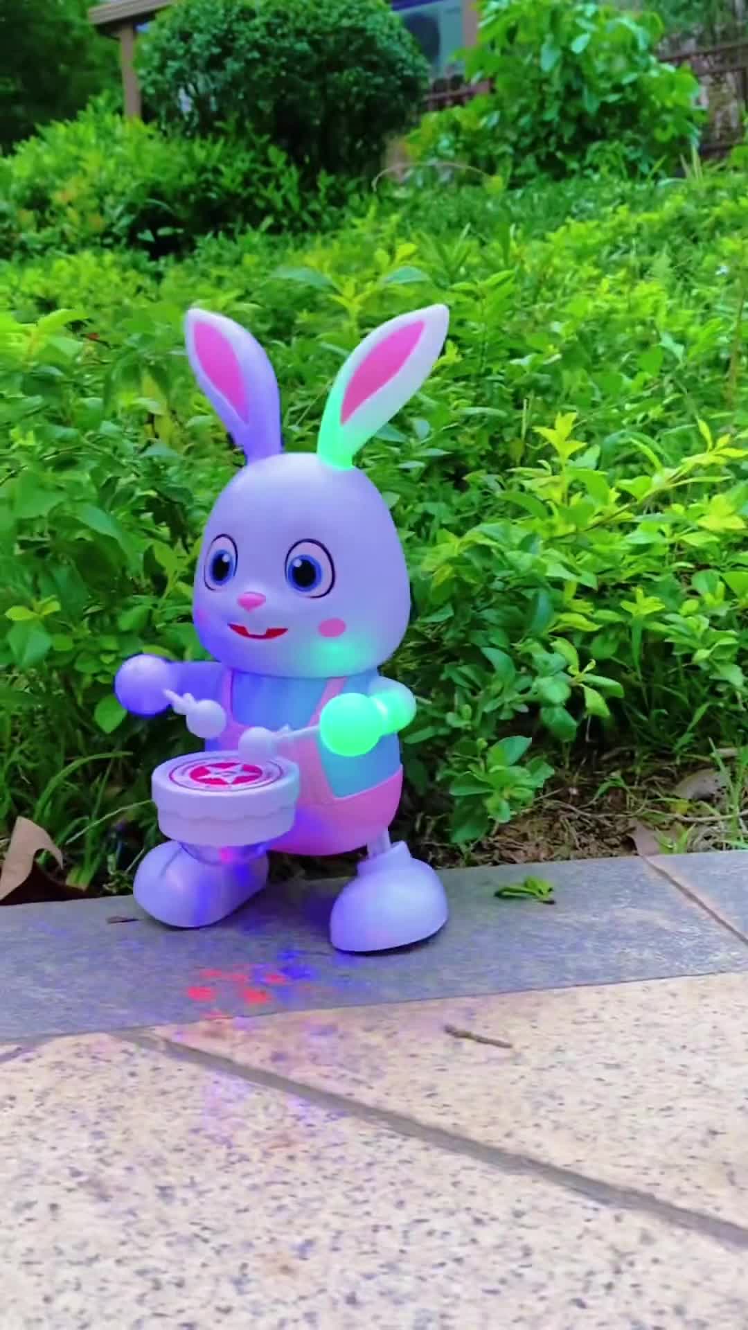 @TinnyDuckTV
