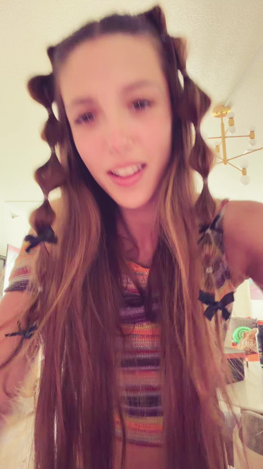 @leahblaxk