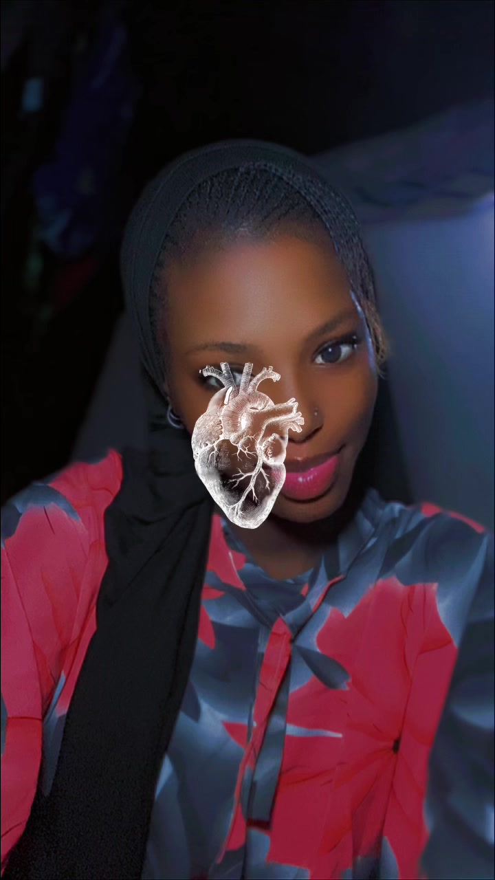 @Eva Ndiaye 🖤❤️⚫️🔴