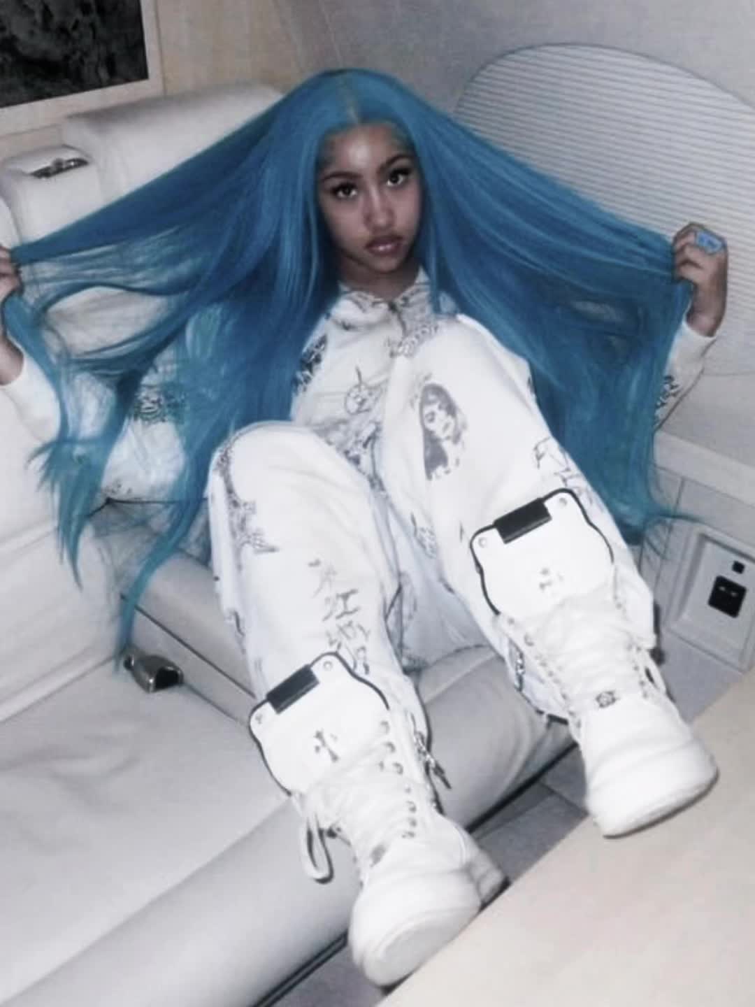@💙