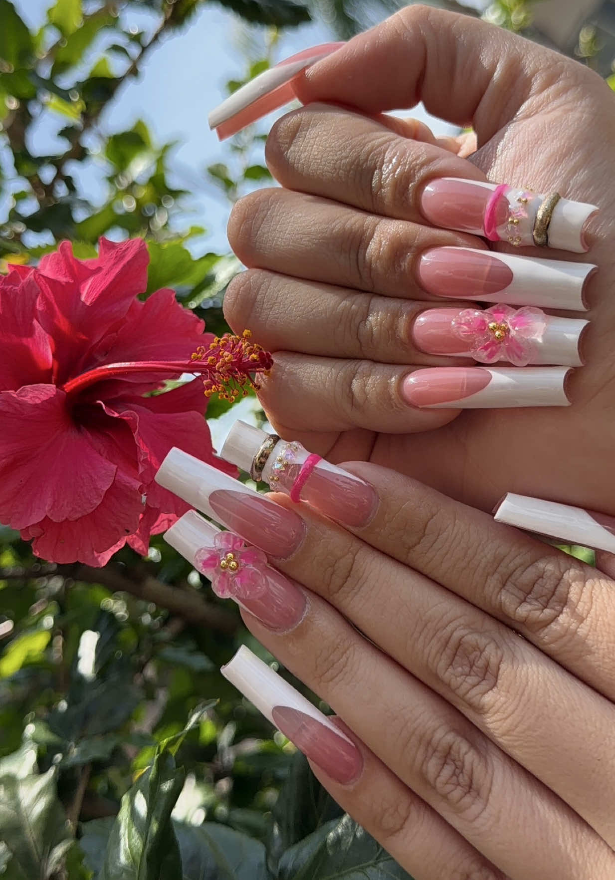 @nails.by.valerieee ♡︎