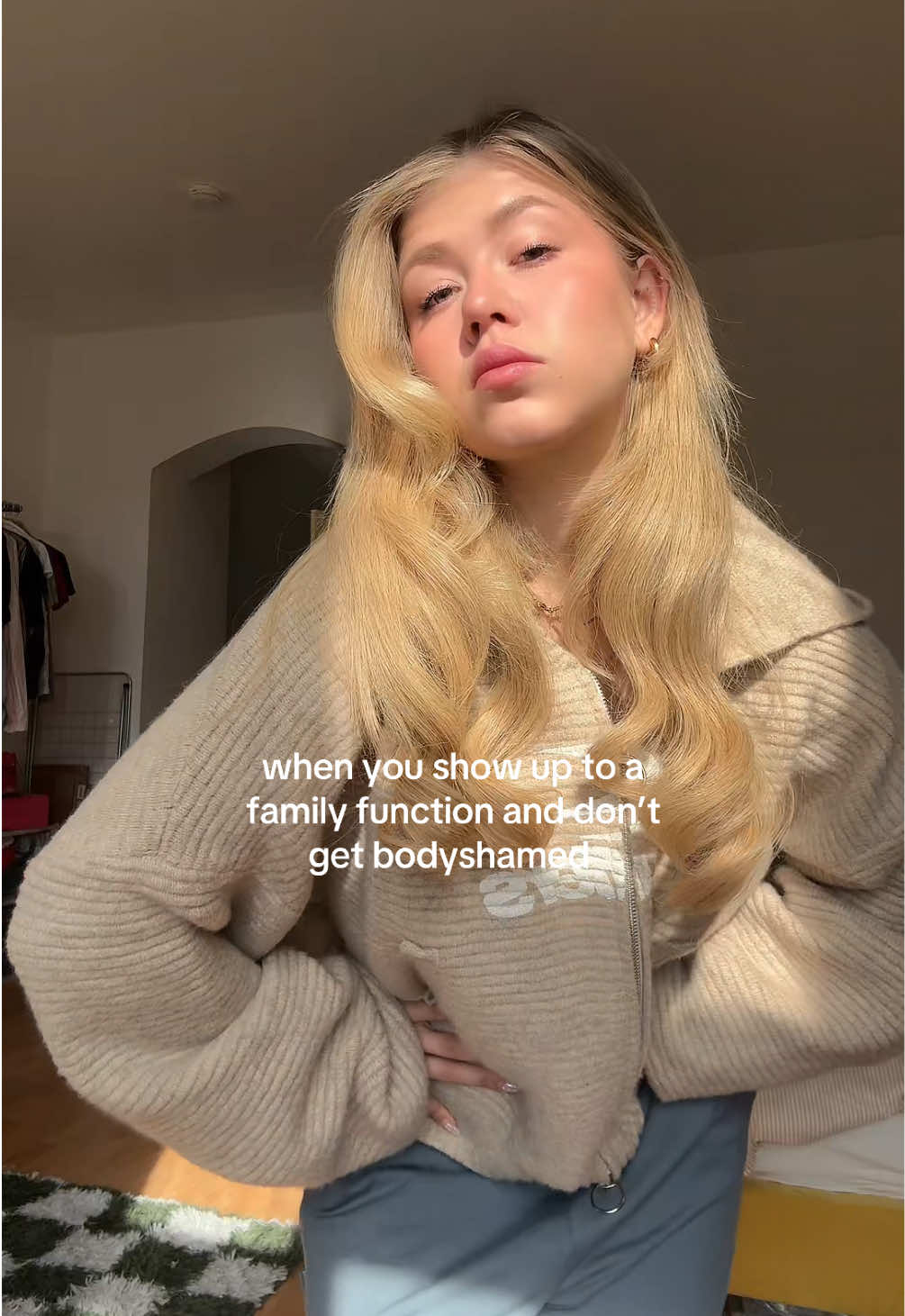 @Mona