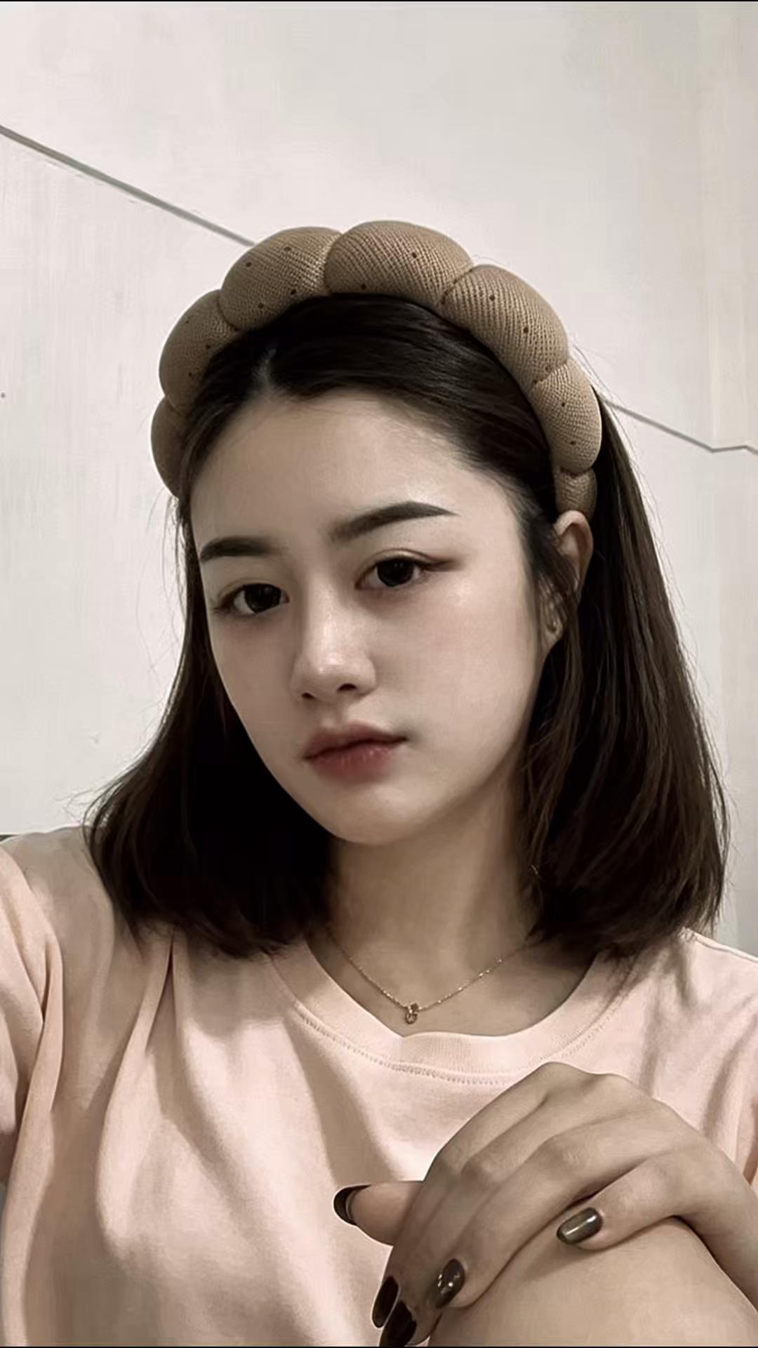 @V🕊️