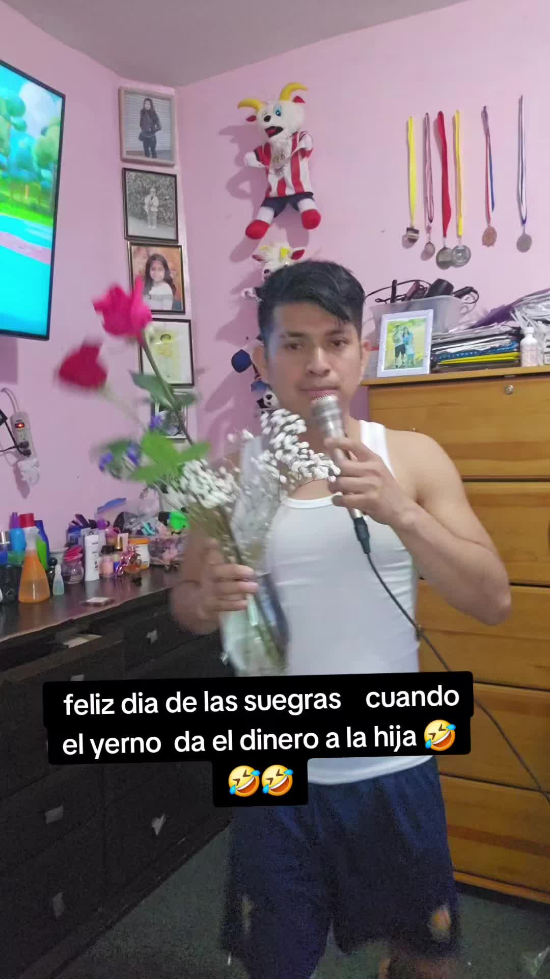 @De León 🦁🦁🍺🍺 Oficial