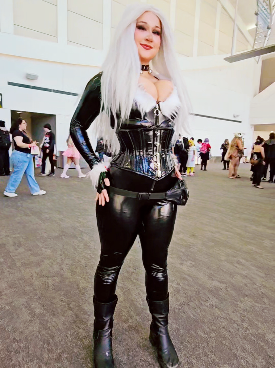 @CosplayAnime4K