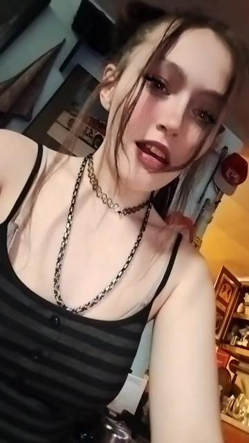 @skatergirl420