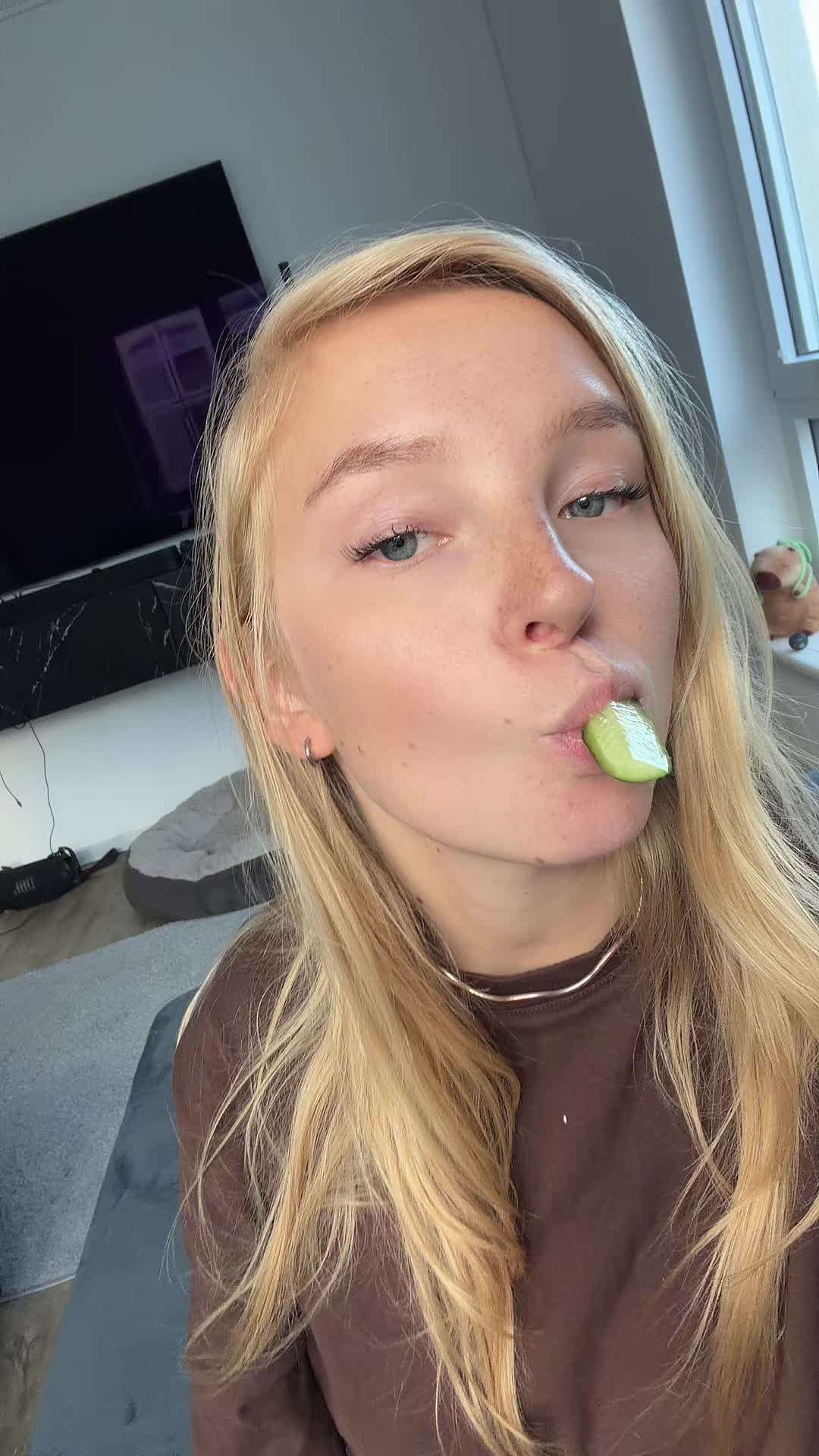 @Blonde_vivi