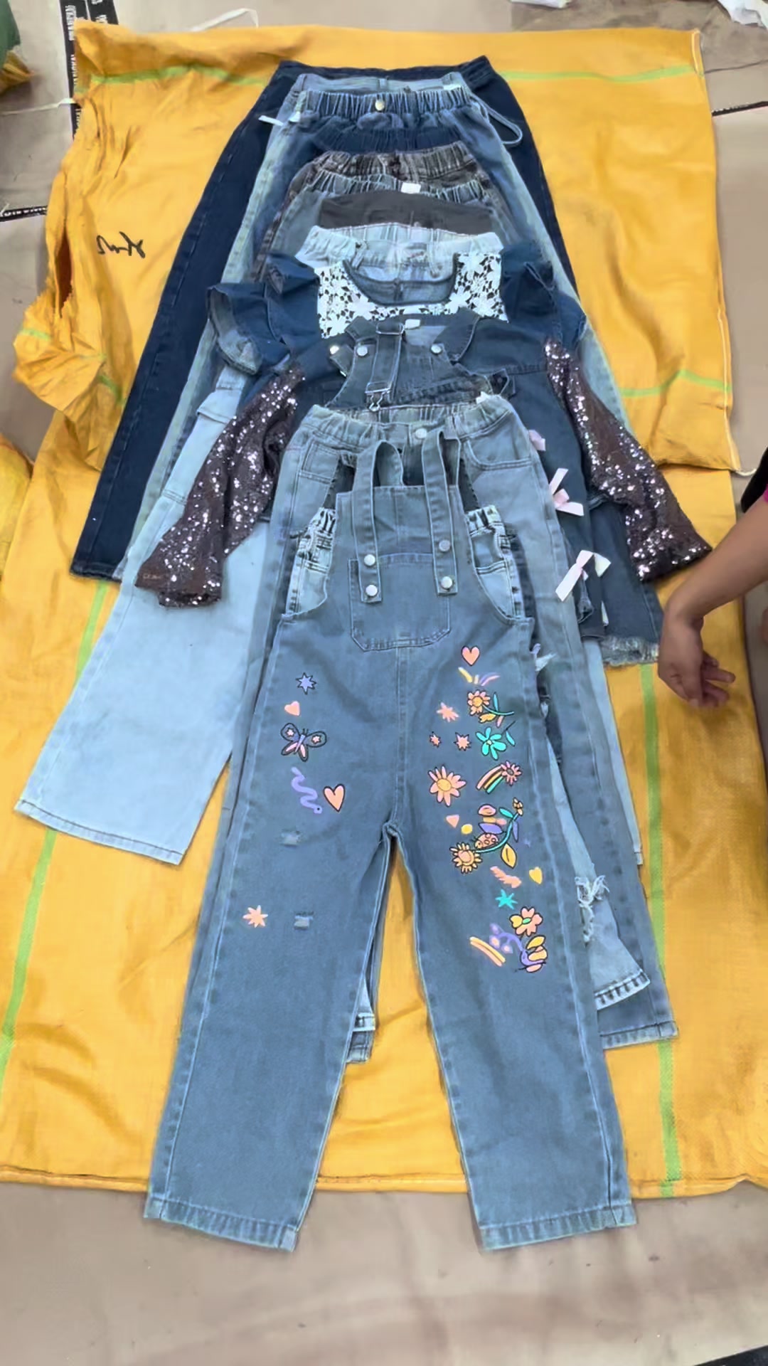 @Evelyn new clothing supplier