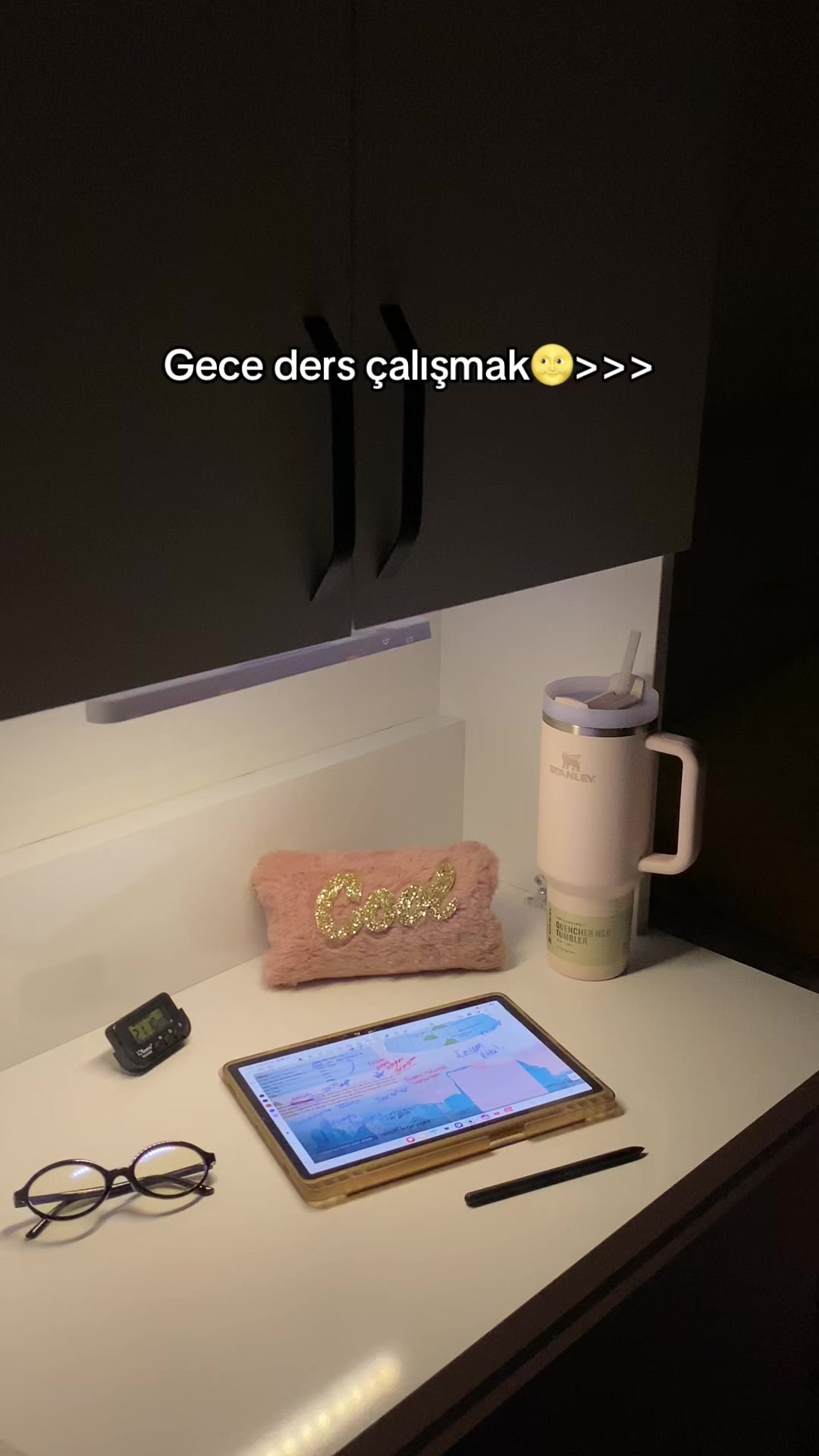 @d3