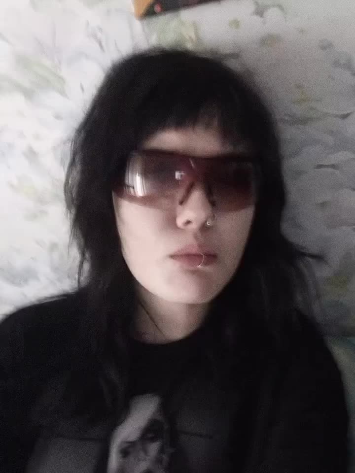 @ShIzOpHaZia