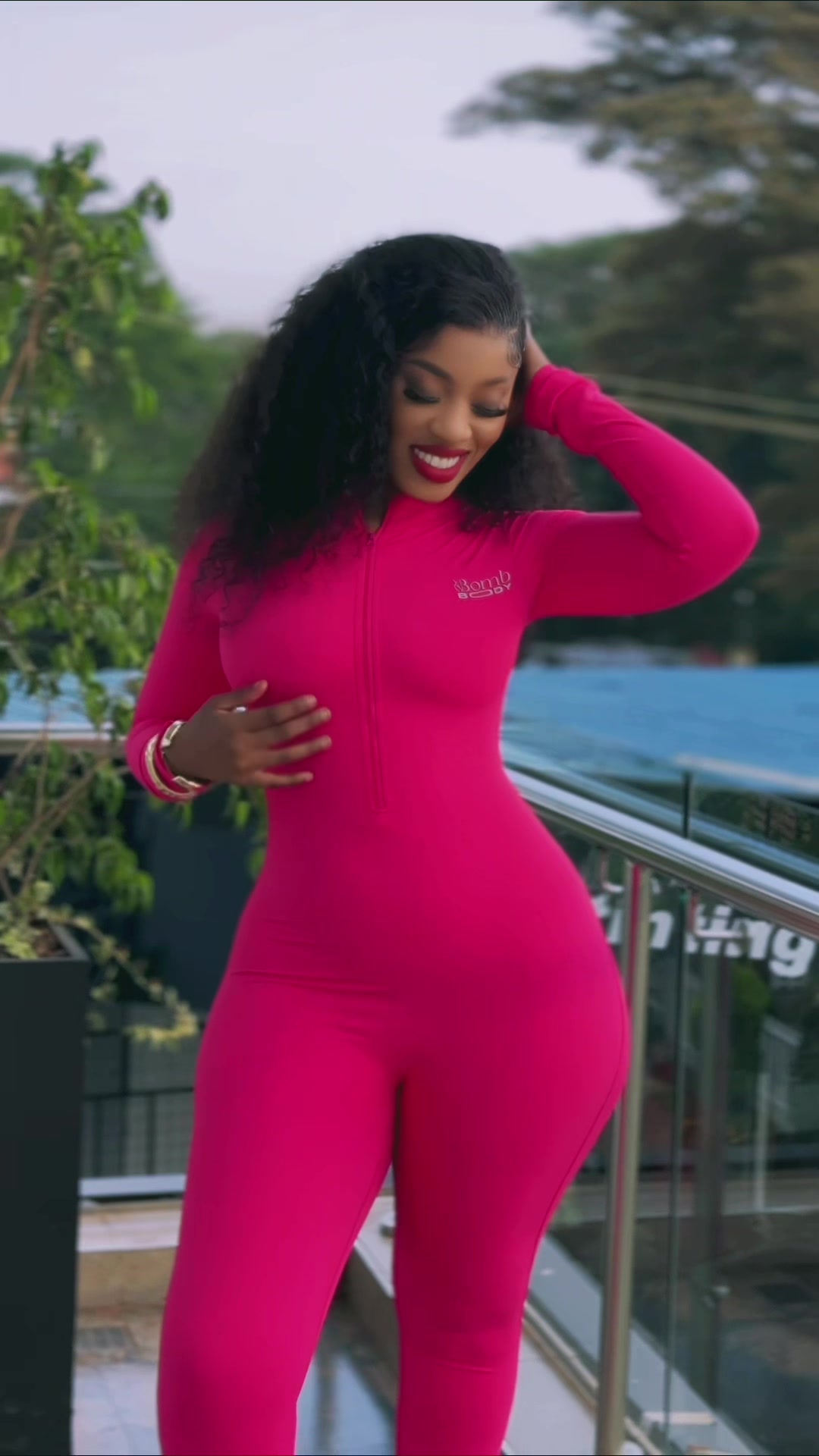 @thee.bomb_ke