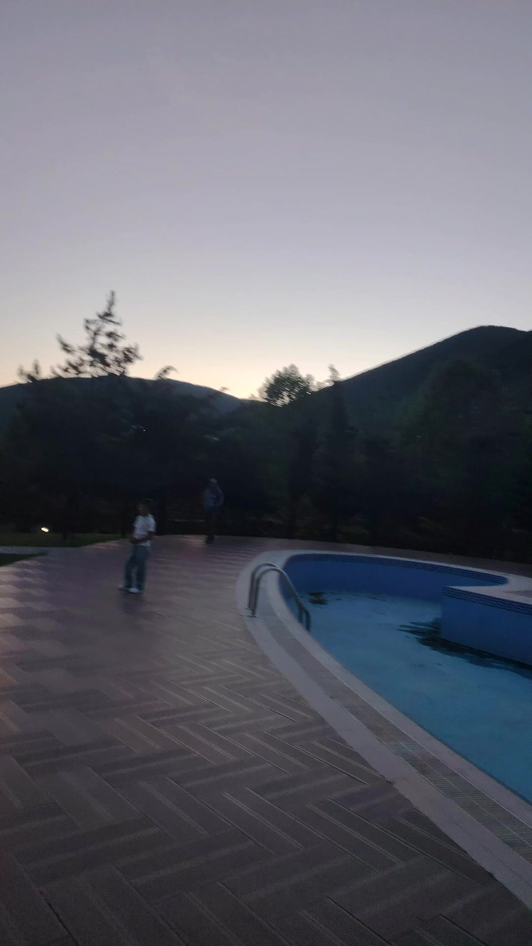 @Eşqin_111