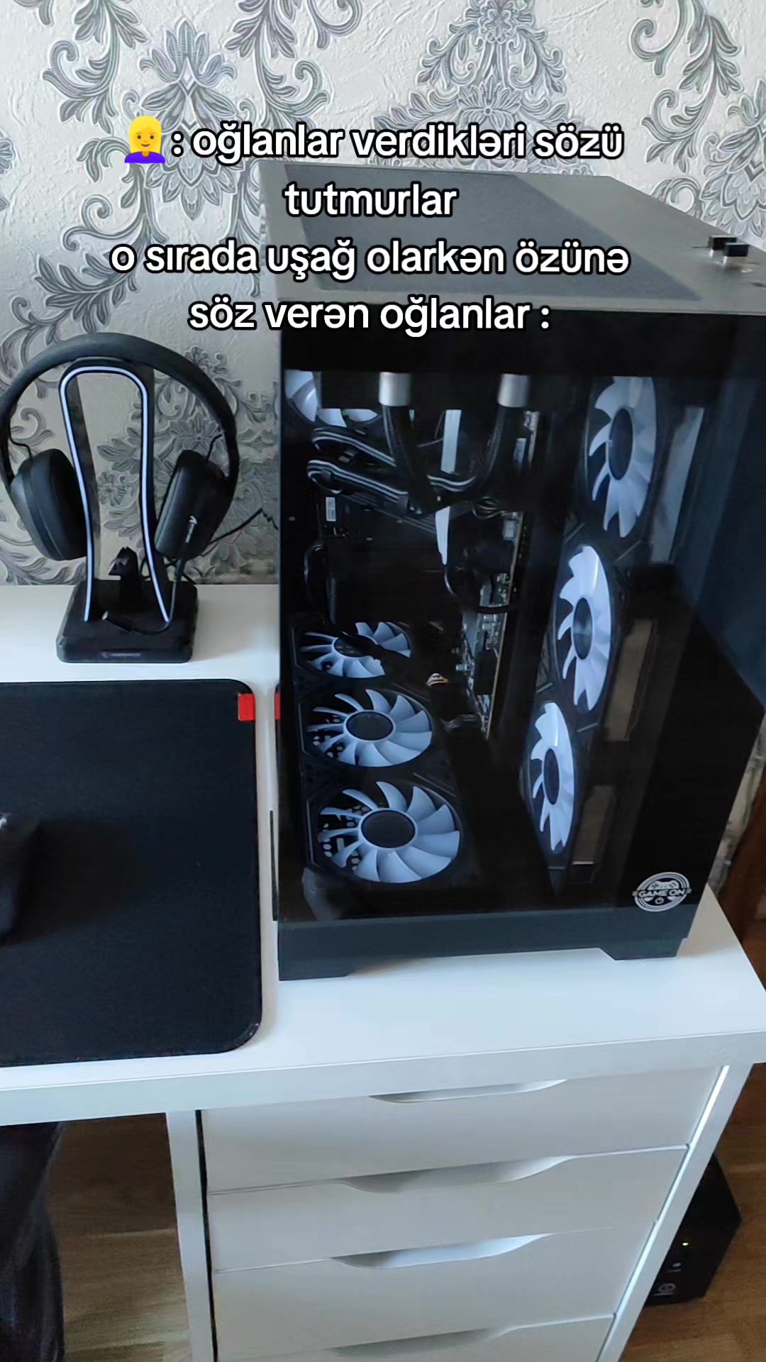 @M6qax