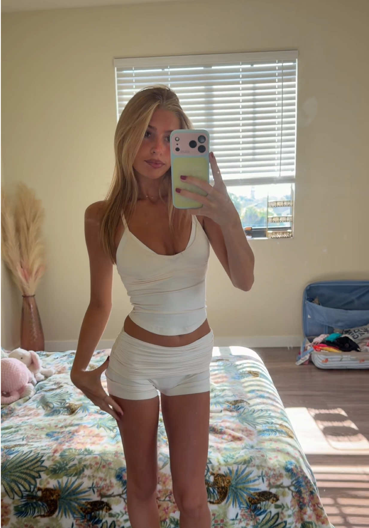 @ameliakwebster