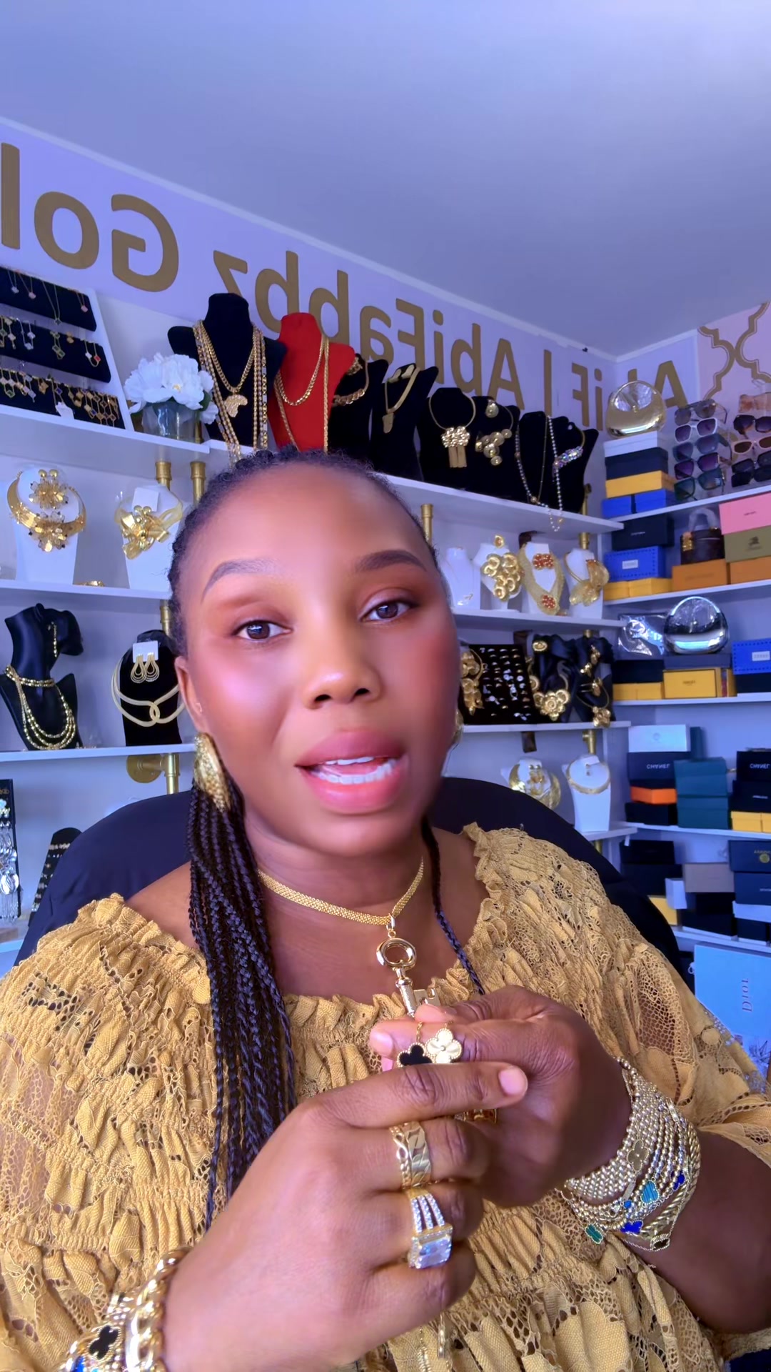 @AbiFabbz jewelry 🇨🇦🇺🇸🇬🇧