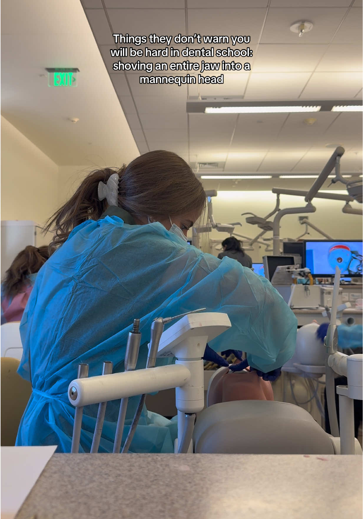 @em | dental student ☆