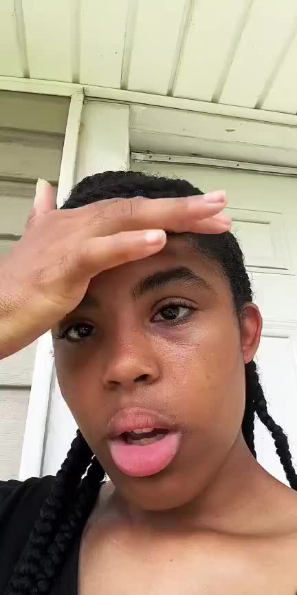 @MickeiaDior