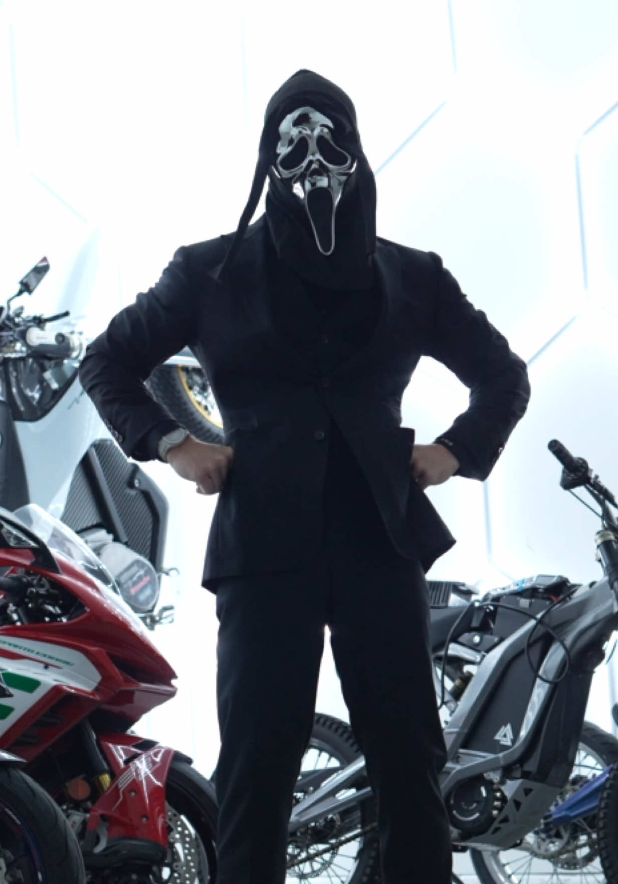 @DancingMoto
