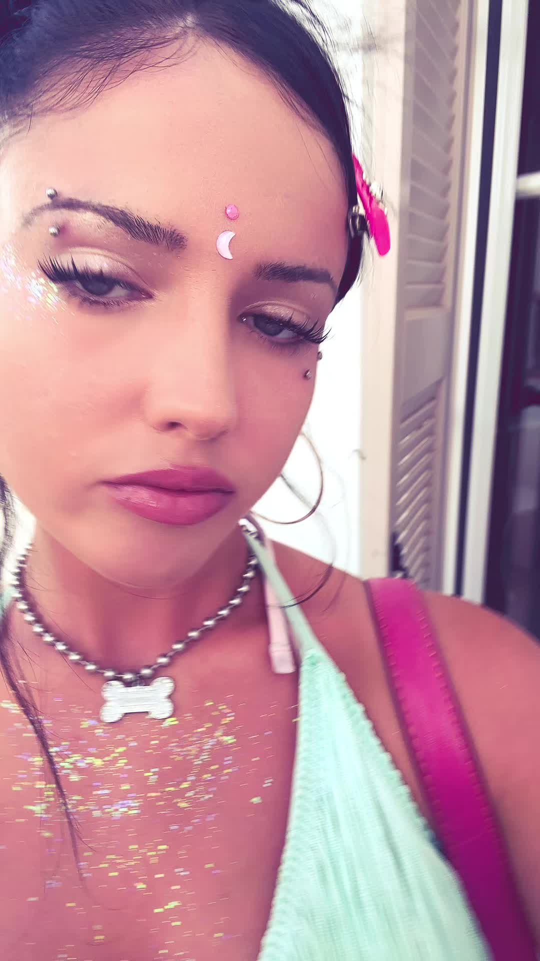 @luxalishious🦄🍭☮️🍩