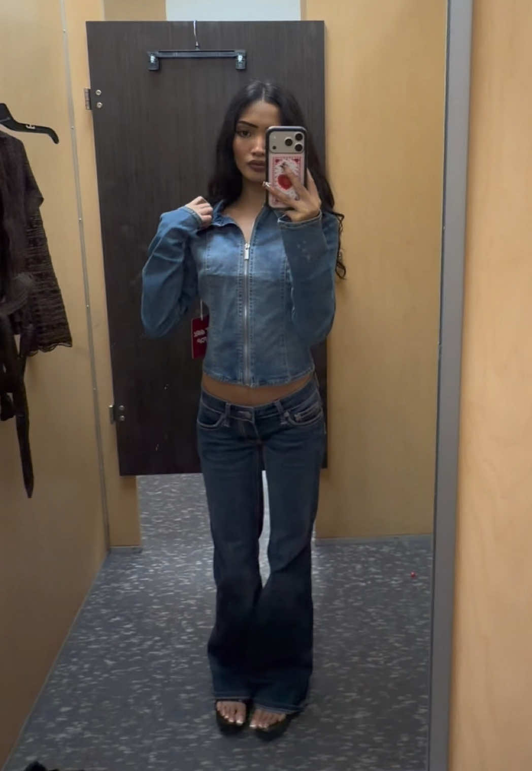 @ashika sanyasi