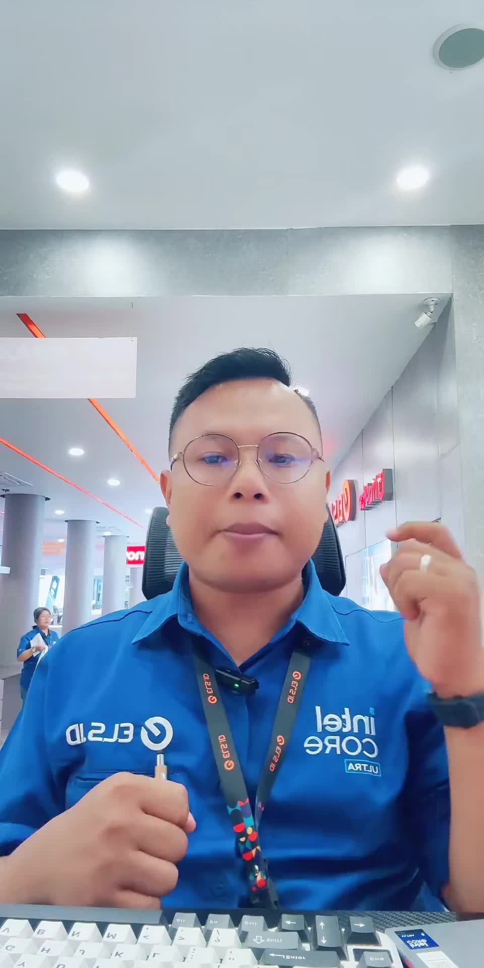 @Els Computer