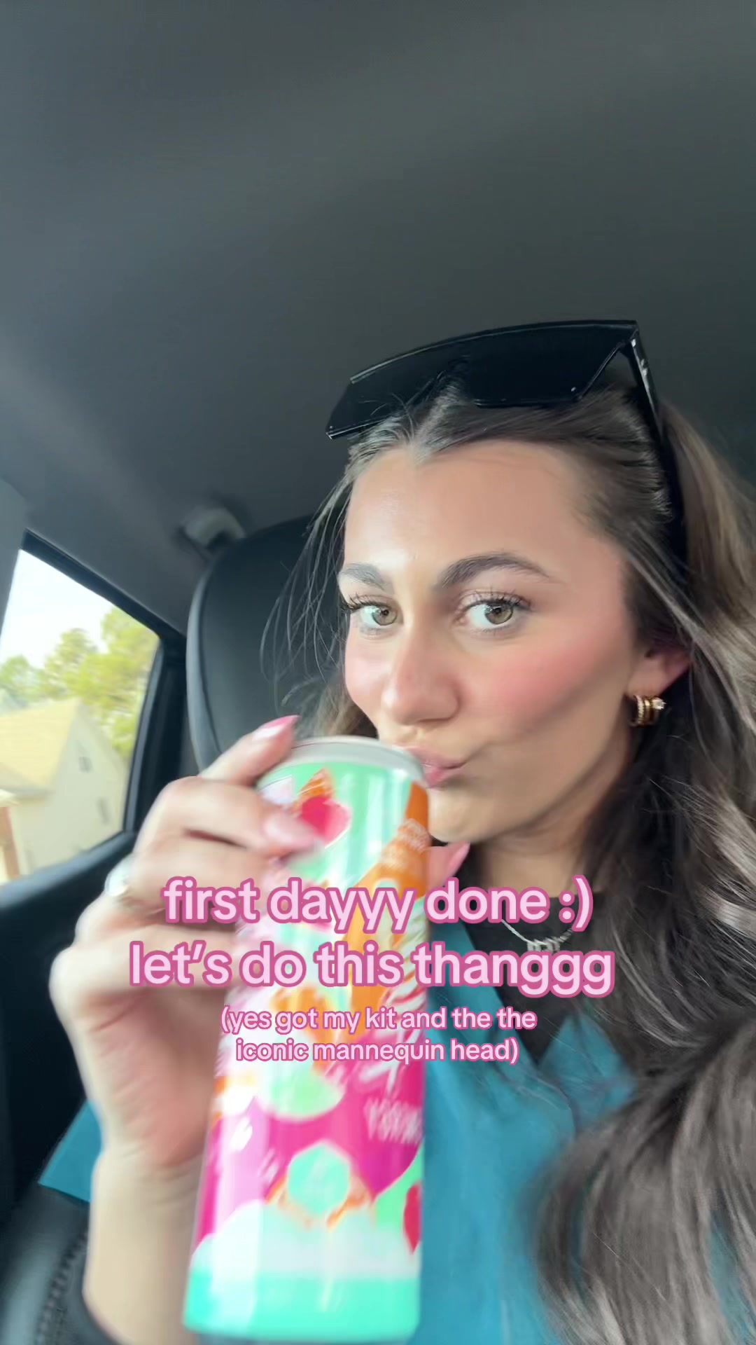 @Farah_Travis_