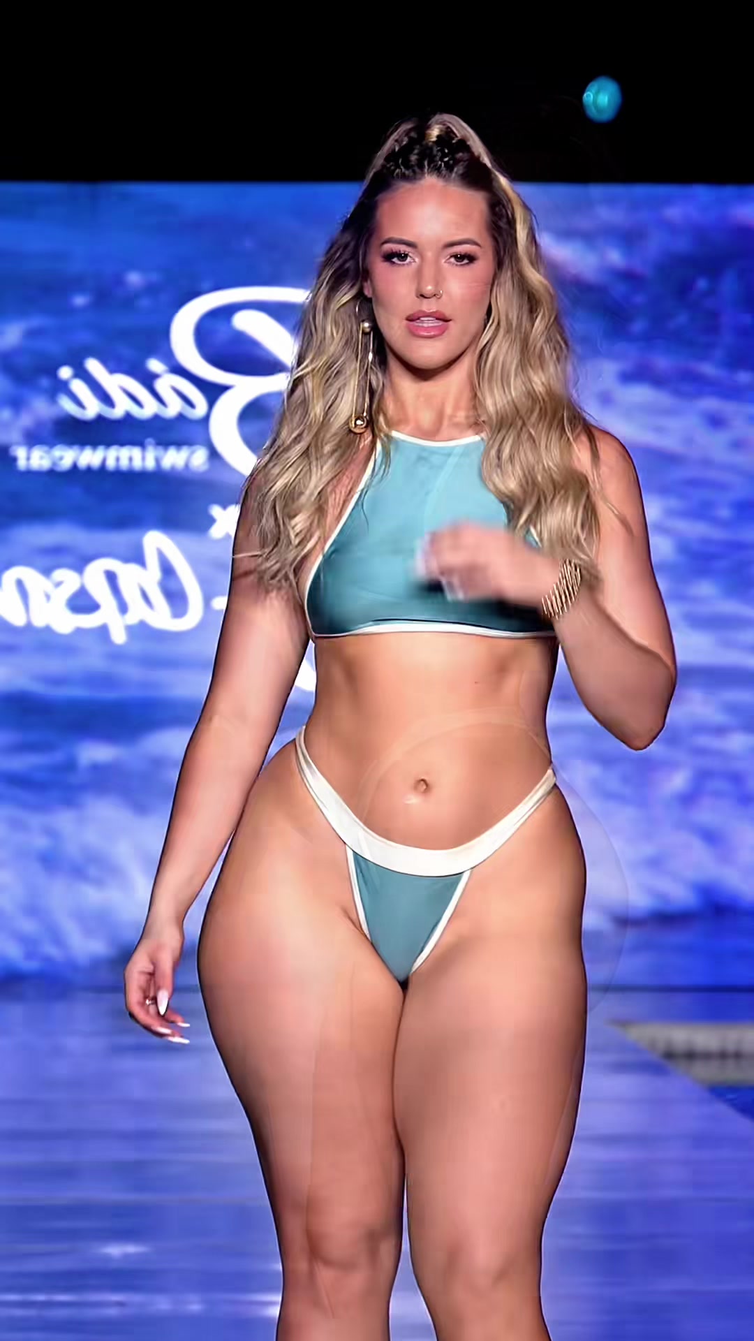 @FitVibes