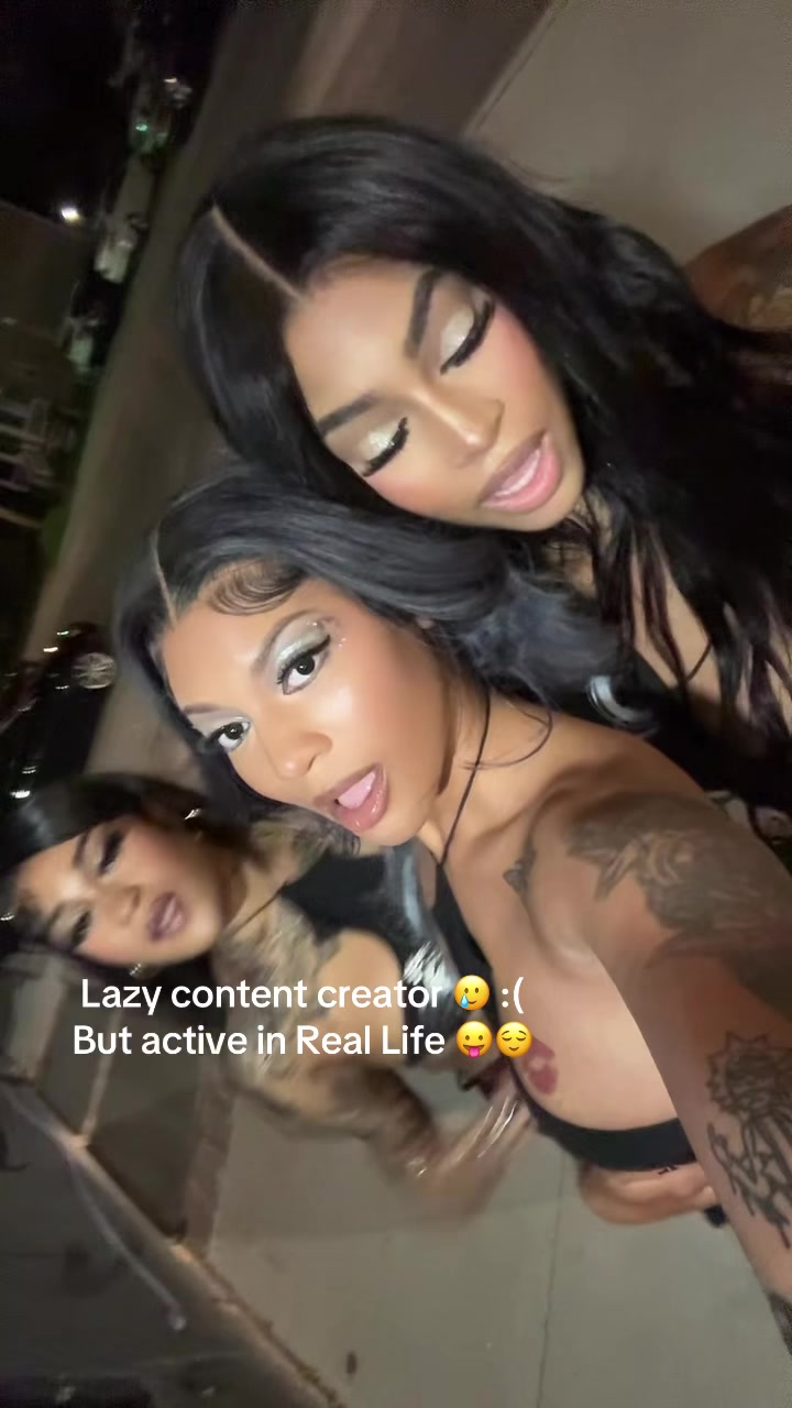 @tattedbaeee 👩🏽&zwj;❤️&zwj;💋&zwj;👩🏽