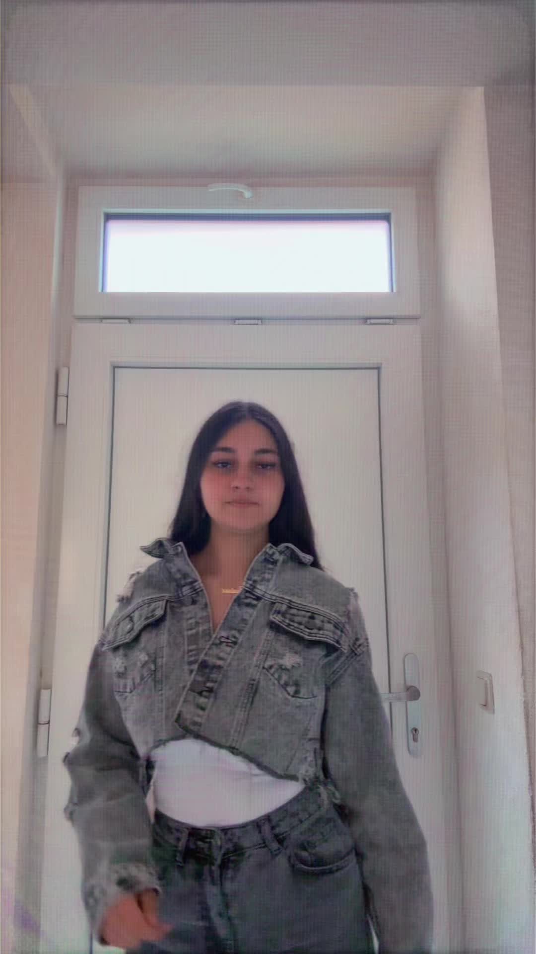 @𝐁𝐞𝐚𝐭𝐫𝐢𝐜𝐞💕