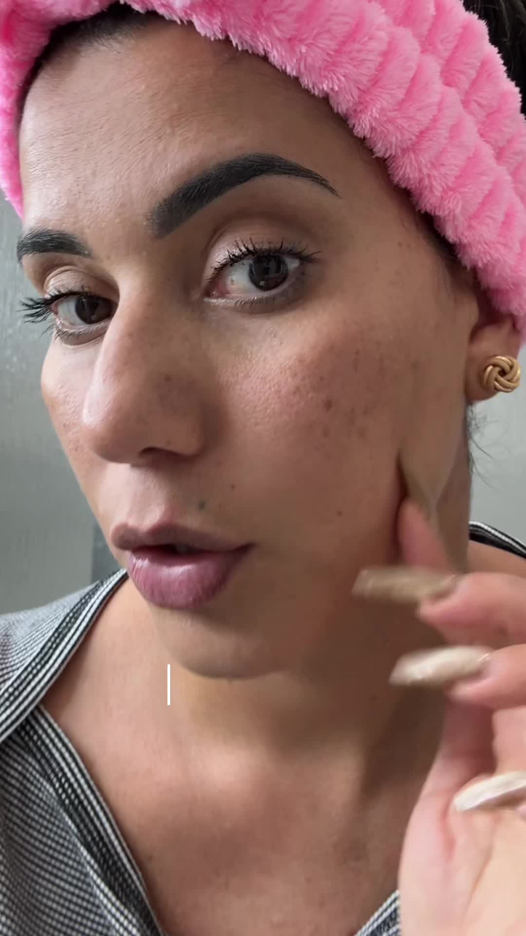 @𝑩𝒆𝒓𝒕𝒉𝒊𝒄𝒂14