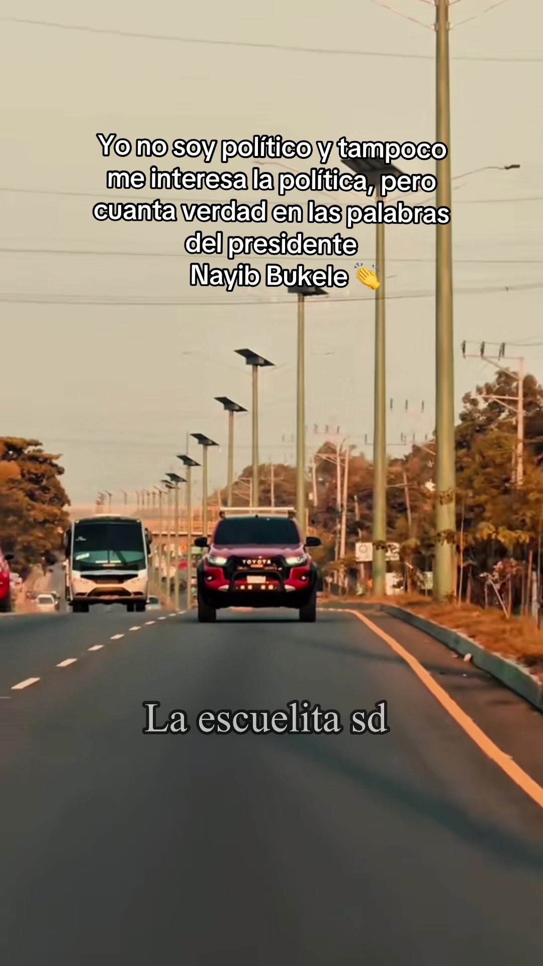 @Laescuelitasd_Oficial