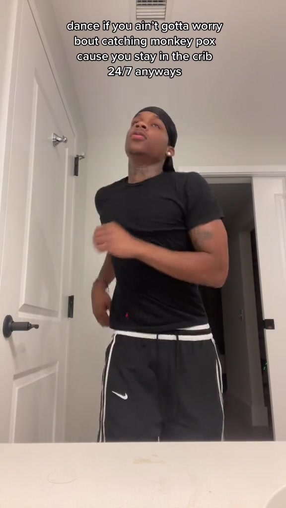 @Mennnndi