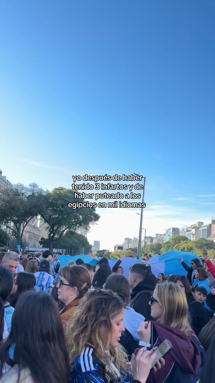 @𝒵𝑜𝑒𝓀𝓊𝓃𝒾𝓈𝒸𝒽𝒾