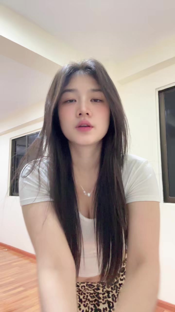 @🐷ehlgay🐷(Official 1M)