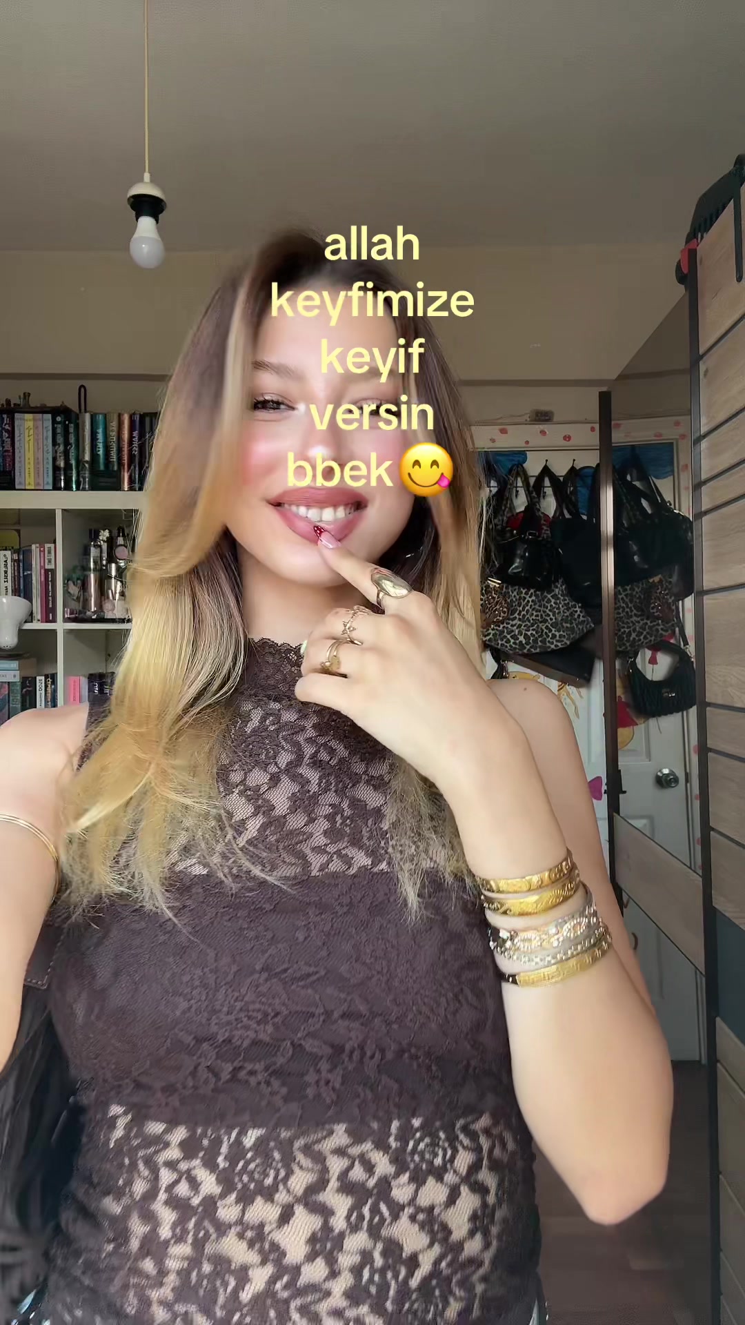 @Irem Imamoglu🍸🌻