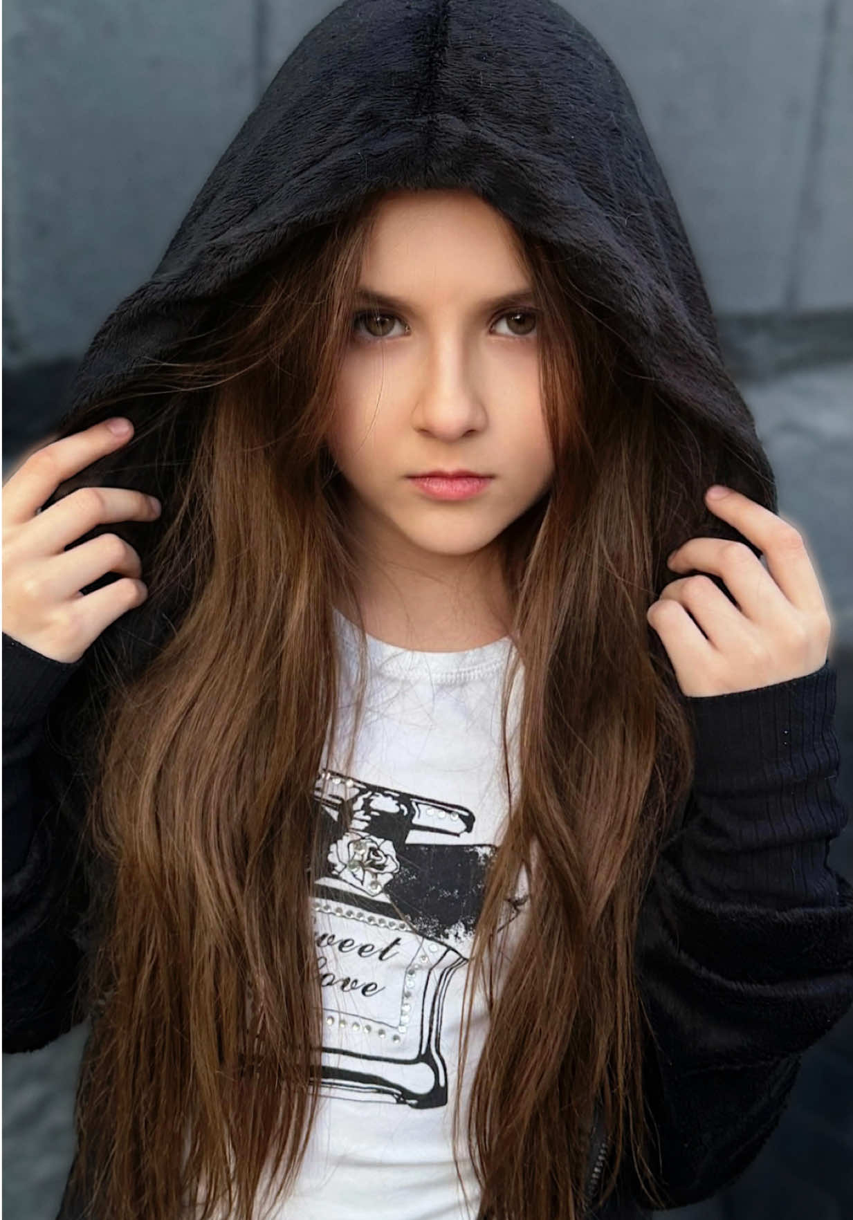 @alicia_deschanel