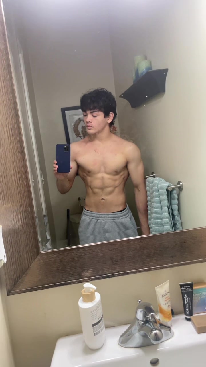 @LTRLogan😼