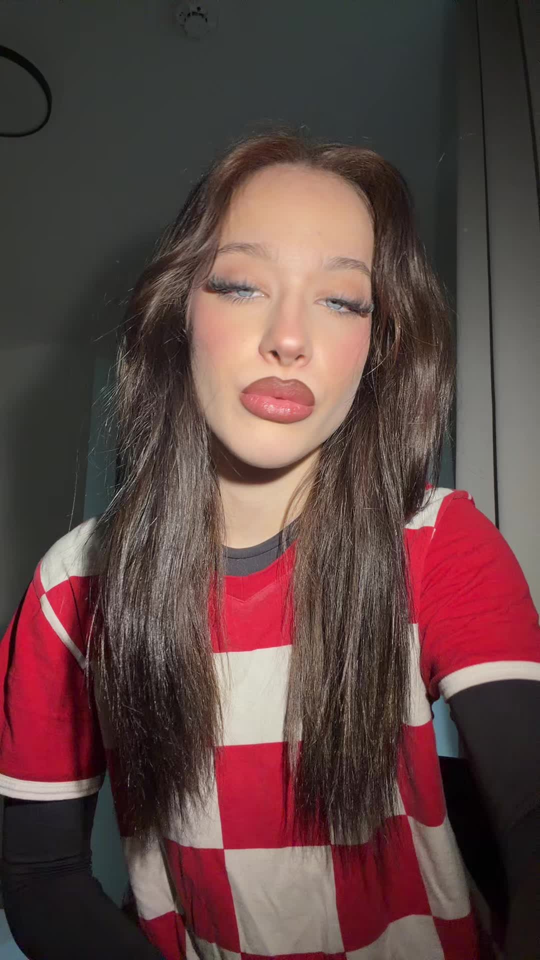 @bruxye