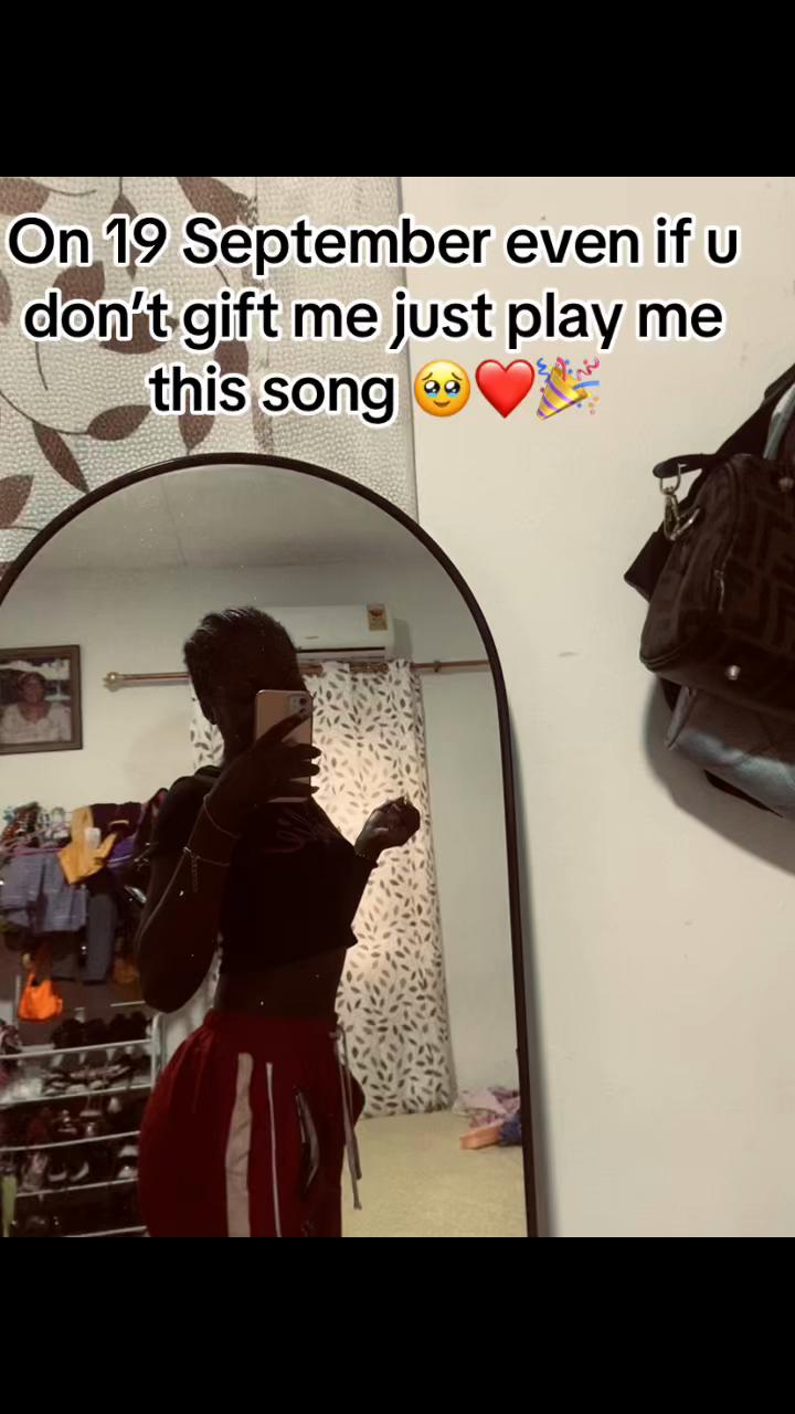 @Pretty 🦋Lisa💕🫧
