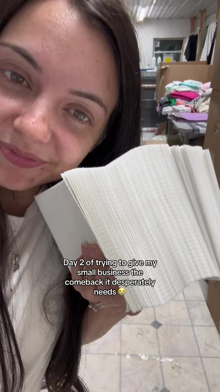 @GAL APPAREL CO