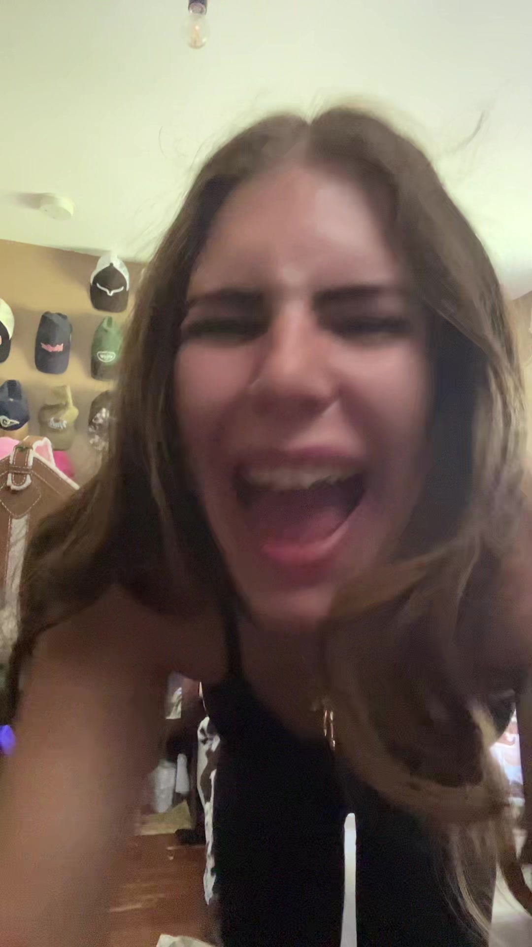 @angelina._.larissa