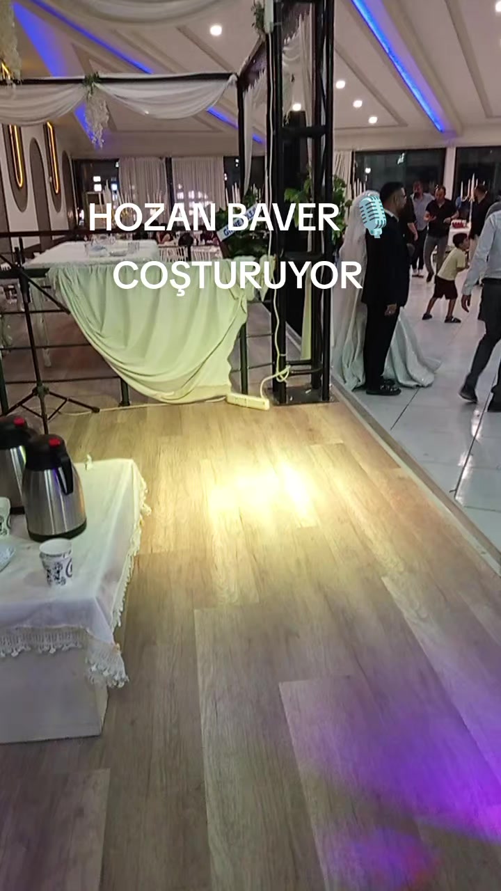 @HOZAN BAVER🎙️🎙️