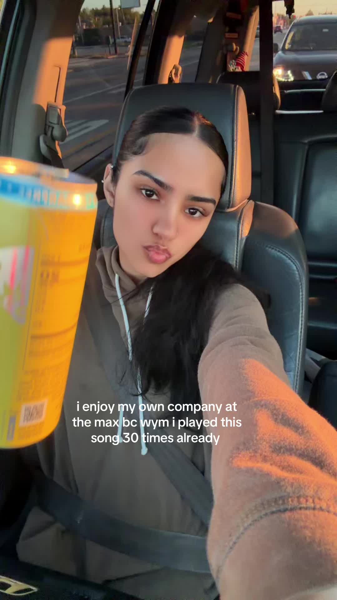 @atzy🍒