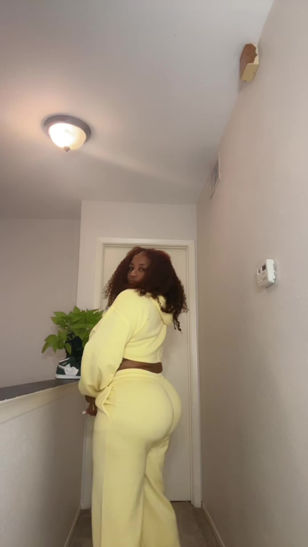 @Bald_head_ass_fine WAX Bae