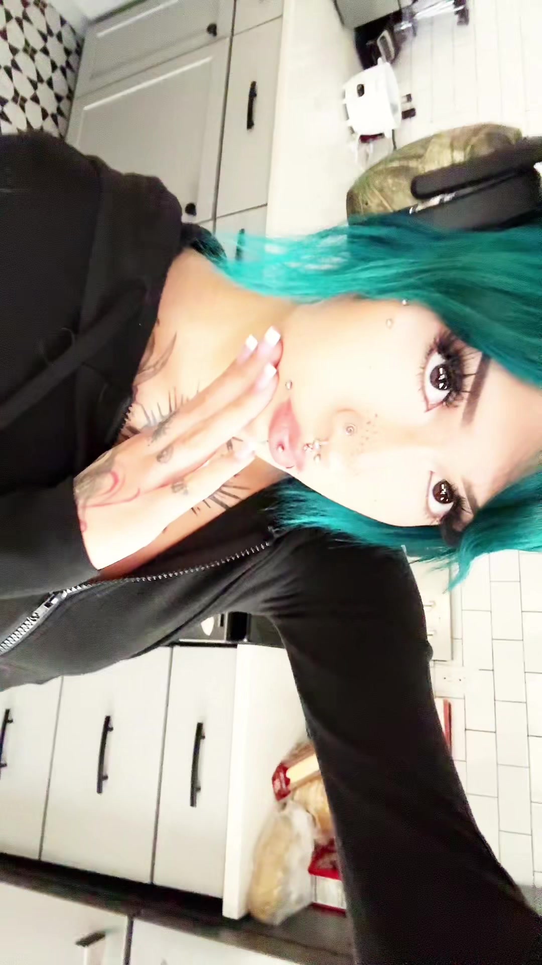 @1 ⌖