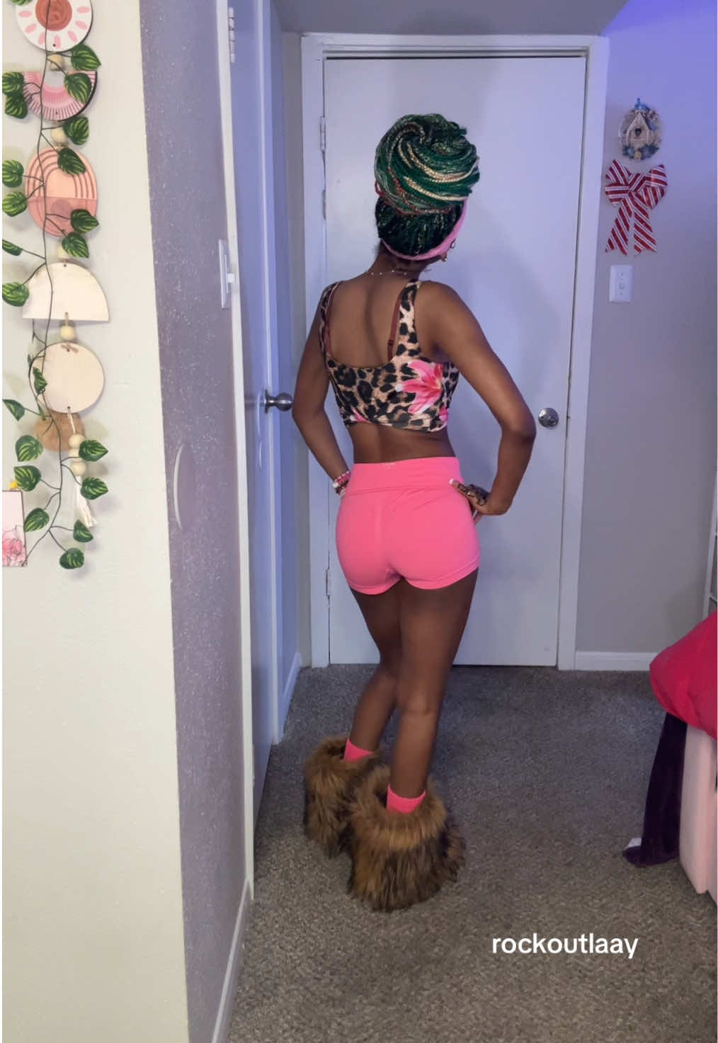 @rockoutlaay