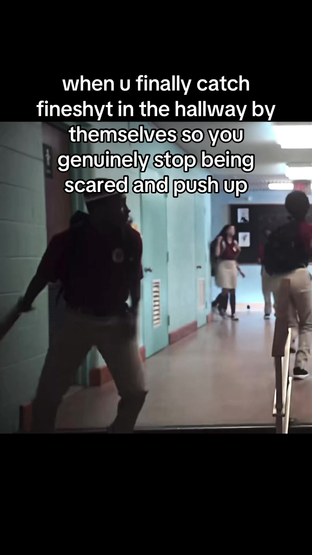 @[　]